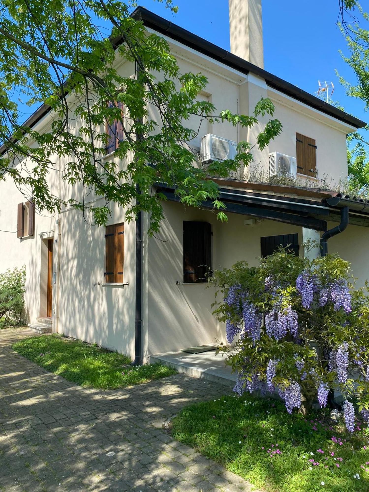 Holiday Home Giaron Rosolina Eksteriør billede